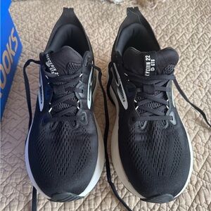 Brooks Black and White Athletic Shoes
